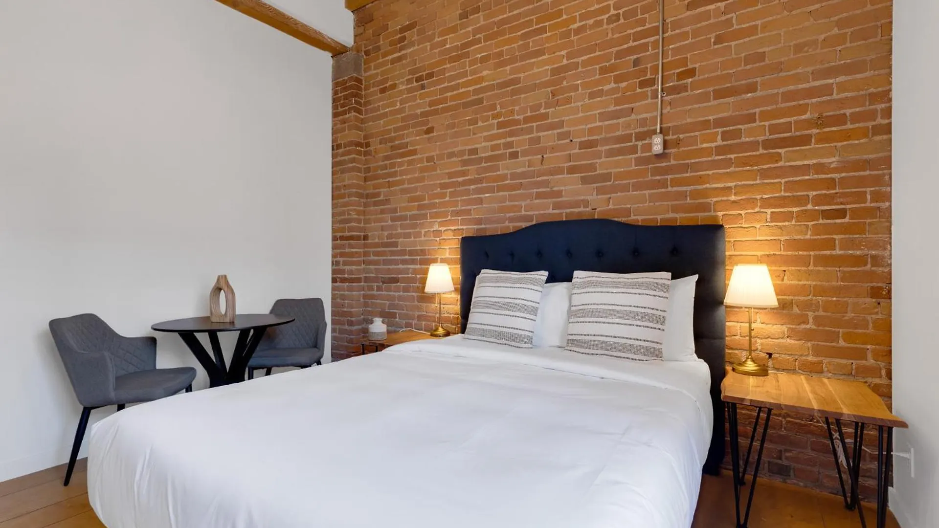 The Little Prince Rooms-Old Montréal Hostel