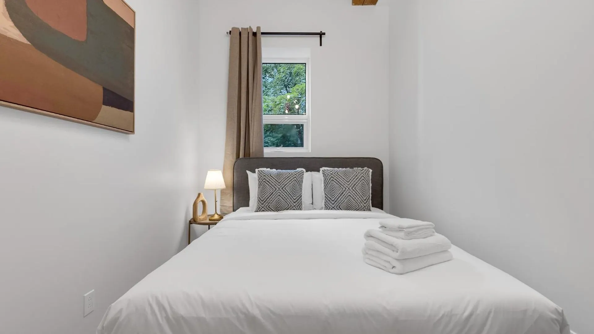 The Little Prince Rooms-Old Montréal Hostel
