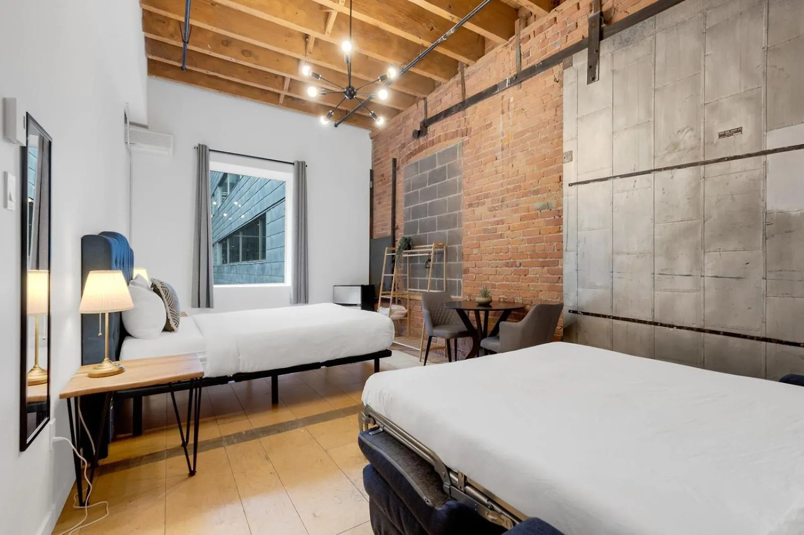 The Little Prince Rooms-Old Montreal